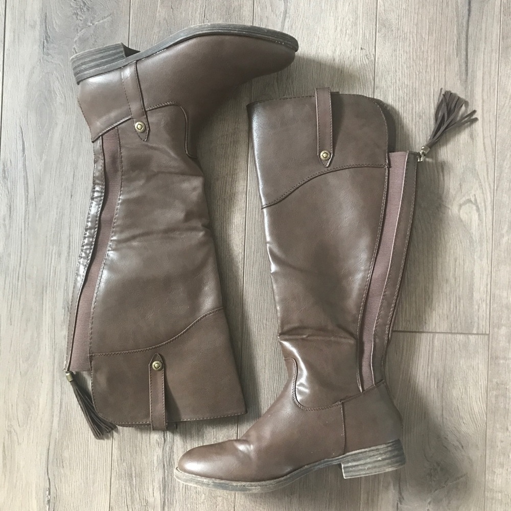 Maurice’s Brown Riding Boot